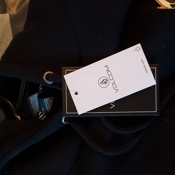 Volcom hoodie - Picture 6 of 6